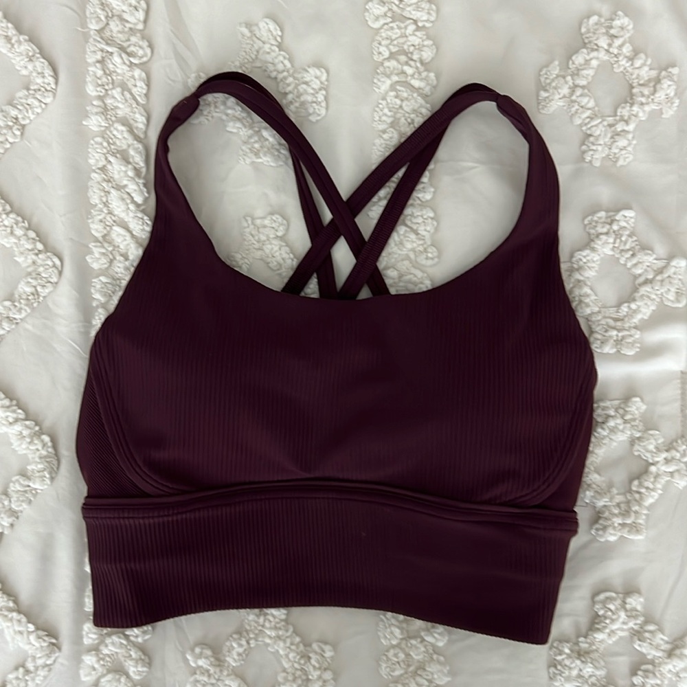 EUC, barely worn! Lululemon Sports bra Size 4